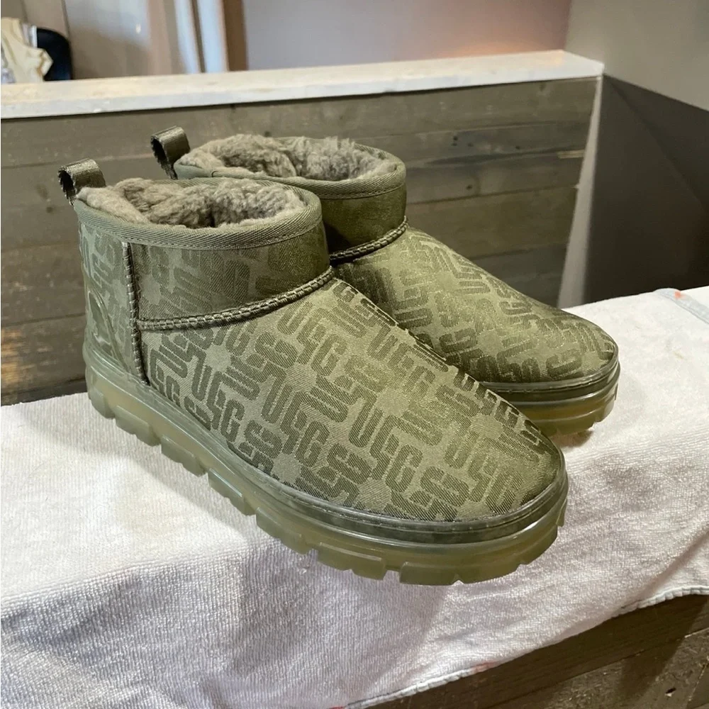 UGG classic mini Olive Monogram Shearling Cuffed Sneaker Boot - Picture 7 of 8